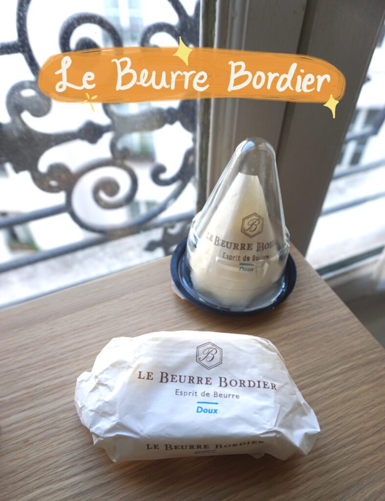 The two different packagings of Le beurre bordier doux / unsalted