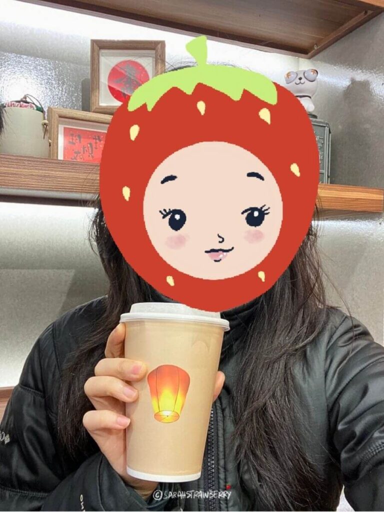 Sarah Strawberry drinking milk tea