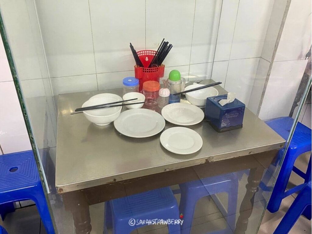 Close up at Obama-Bourdain's table at Bun Cha Huong Lien